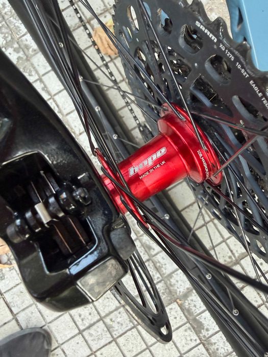 Nukeproof Scout Al 29''/Sram GX Eagle AXS/Marzocchi Bomber Z2/Hope
