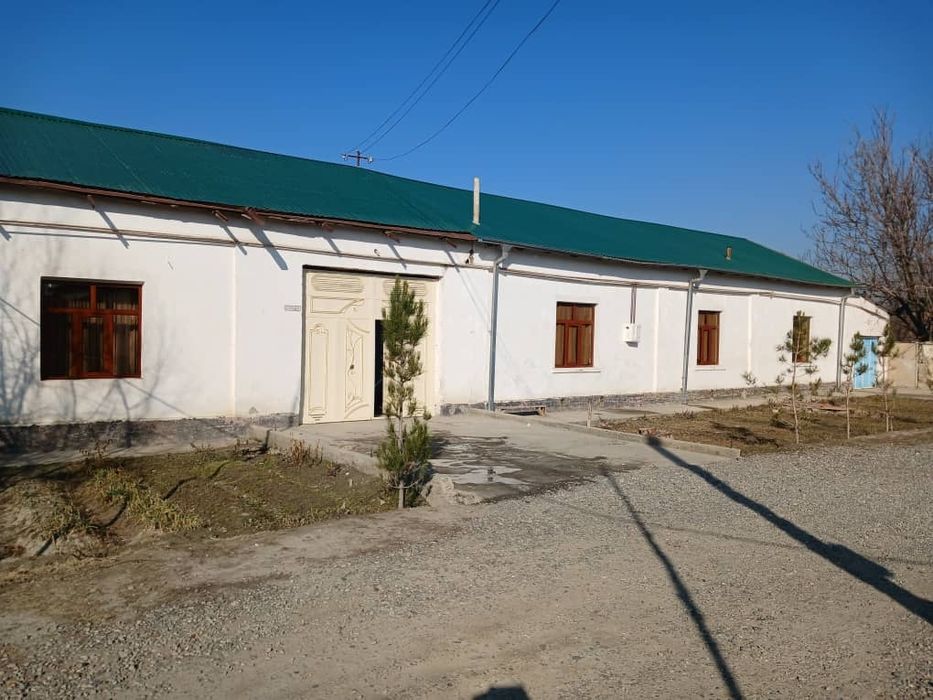 uy sotiladi hamma sharoyiti bor tayor uy