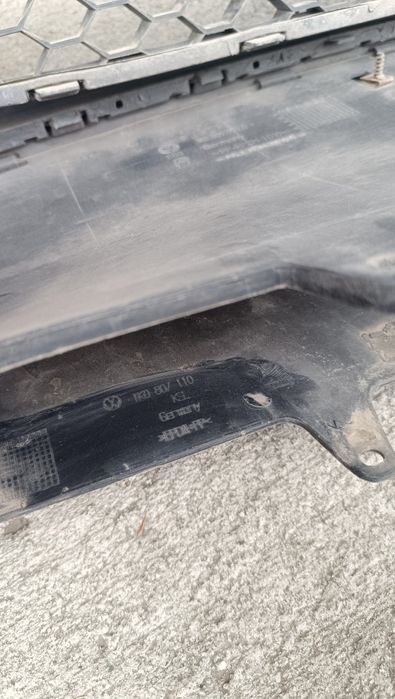 • 100% ОРИГИНАЛНА Предна GTI броня за Голф 5, джета, пасат и др. bronq