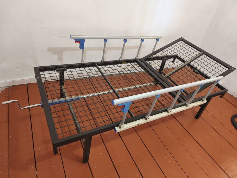 Кровать для лежачих