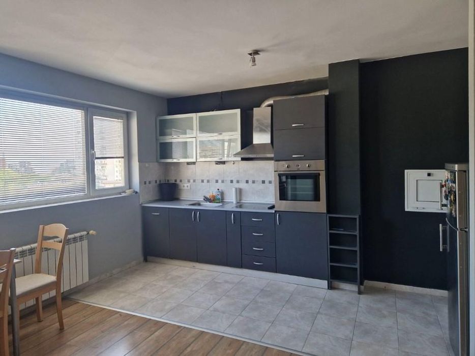 Дава се под наем Двустаен апартамент в София, Младост 2 - 82 кв.м за 746.64 € - Снимка #2