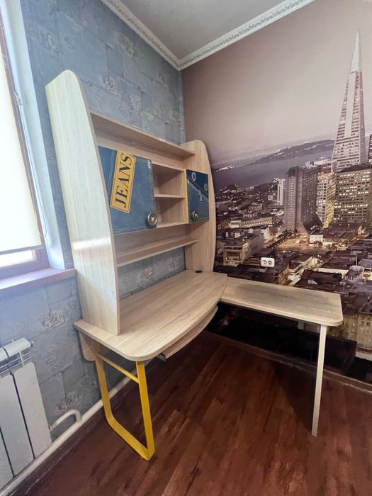 Продается мебель в детскую комнату