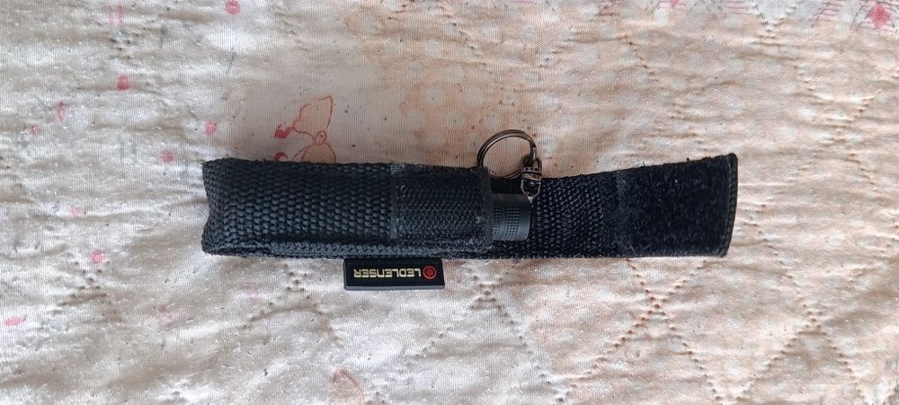 Lanternă profesională Ledlenser P3 - NOUĂ + Husă originală inclusă