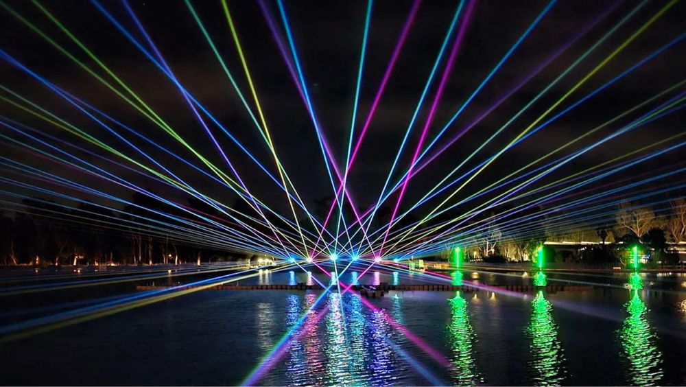 Laser Constellaser 12W si 6W RGB de inalta performanta