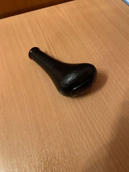 Продам запчасти мерс124