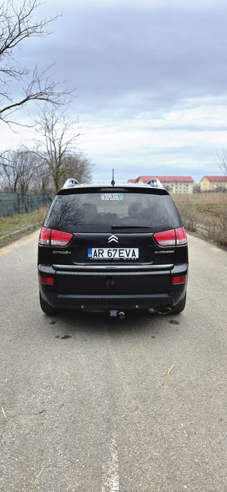 Vând c Crosser 2.2 hdi 2009