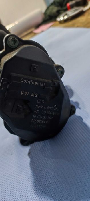 Galerie admisie cu clapeta volkswagen vw tiguan 2.0 tdi CBAB 03L129086
