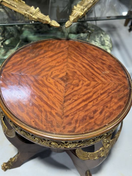 Masa stil empire din lemn masiv, cu ornamente bronz