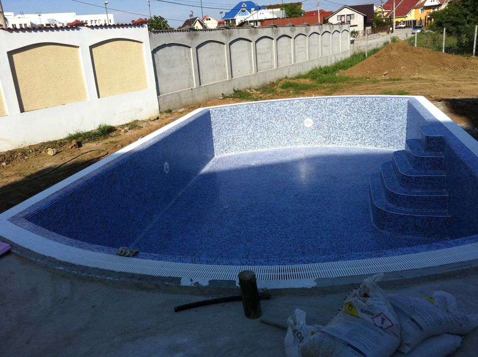 Placare Liner si Renovare Piscine | Aquatis, 20 ani experienta