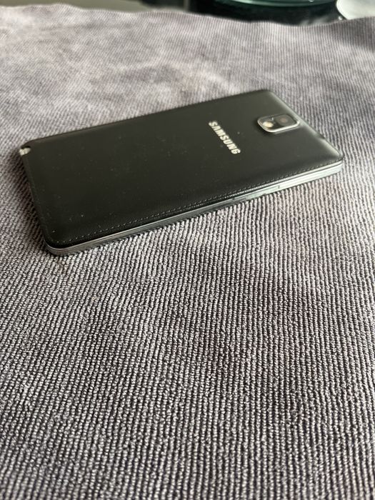 Samsung galaxy note 3 N9005 с нова батерия