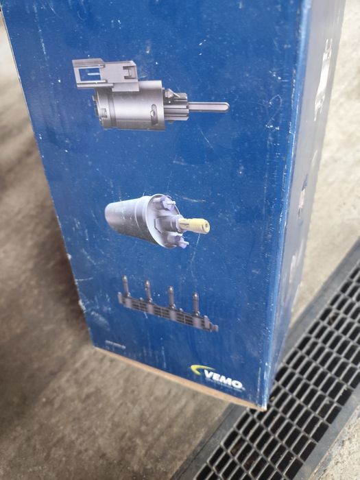 Pompă motorină rezervor vw passat b5.5