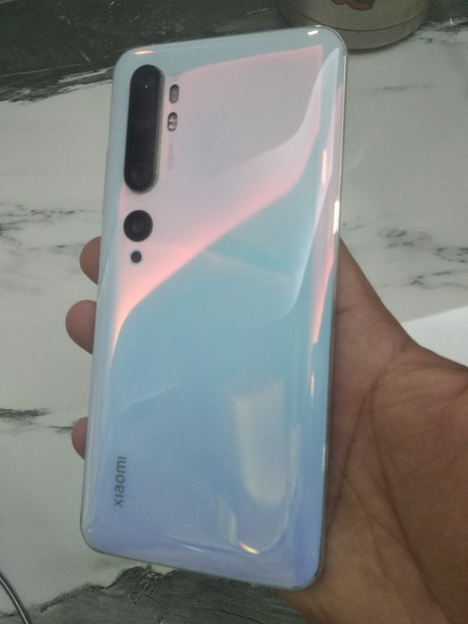 Mi note 10 hotirasi 8*128 GB. telfonni protsessori kuygan. Ekran amole