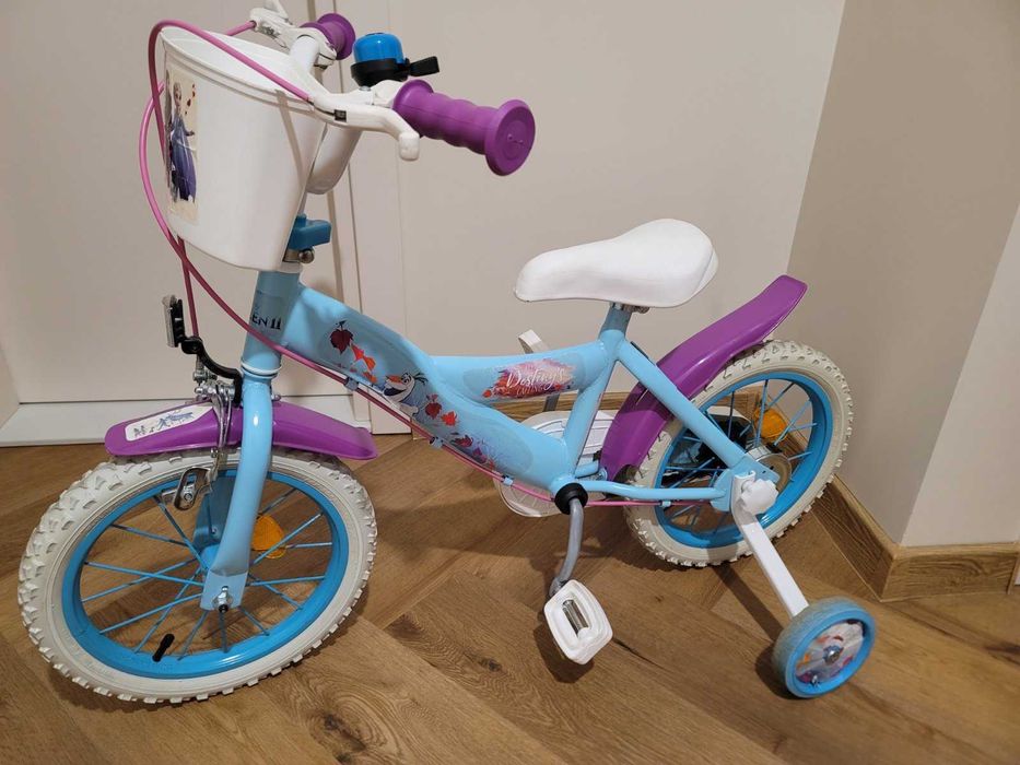 1 во Колело Елза И Ана