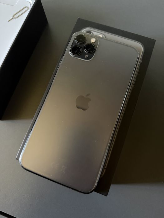 Iphone 11 pro max 64 GB