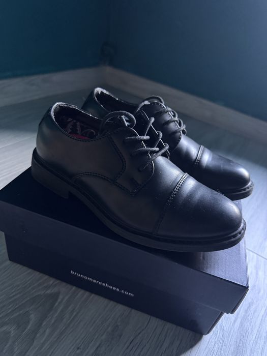 Pantofi Bruno Marc noi