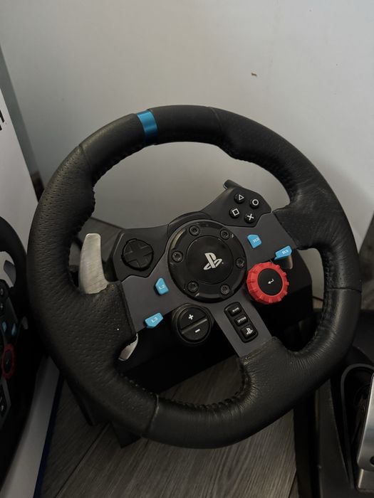 Logitech G29 пълен комплект с кутия