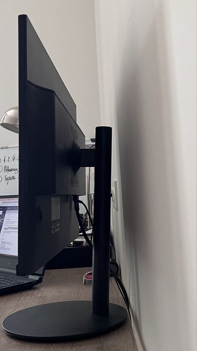 Монитор Samsung 27" 2к