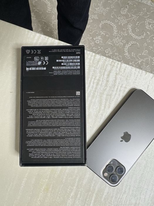 Продам айфон 12 про 256 гб