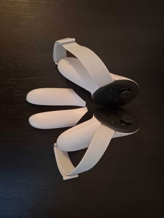 Meta Quest 3s 128GB + Halo Strap + Lentile de vedere + Alte accessorii