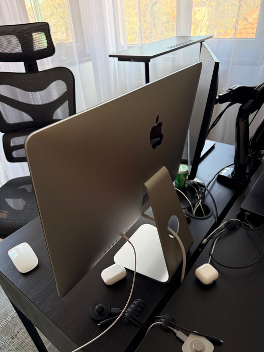 iMac Retina 4K 21.5" (2019) – 6-Core i5, 16GB RAM, 250GB SSD, Radeon Pro 4GB