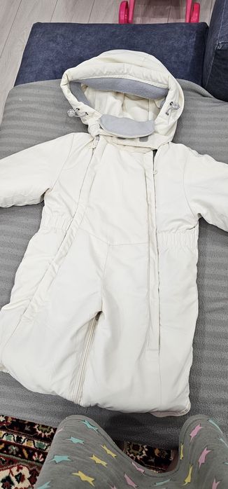 Продам комбинезон зимний