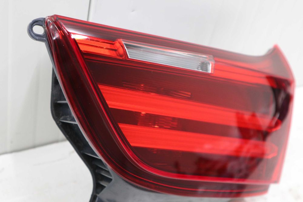 Десен вътрешен стоп БМВ Ф07 фейслифт Стоп заден капак БМВ Ф07 фейслифт