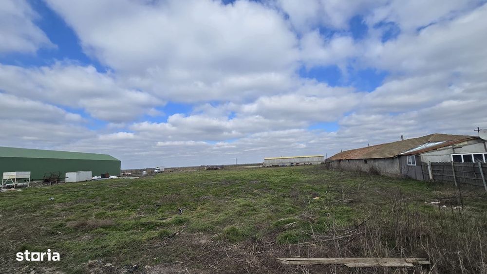 Topraisar langa Biosera Sofra teren 4649 mp cu hala 347 mp