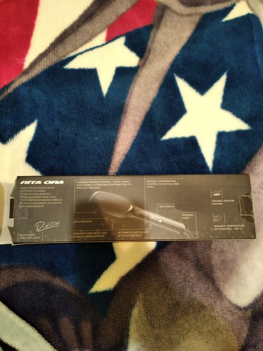 Четка за изправяне на коса