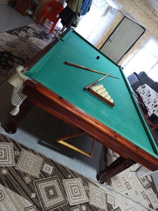 Продам бильярдный стол