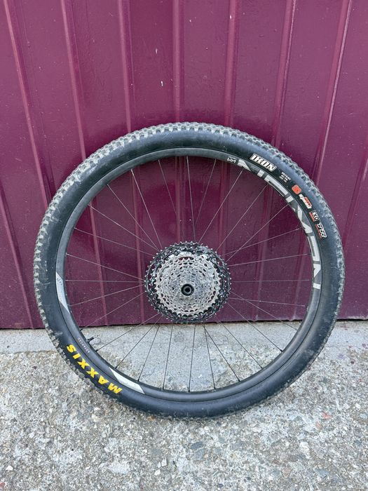Jante CARBON Tubeless Ready, 29 inch -Aluminiu NewMen - Shimano XT  29” Marime 148x12 - 110x15