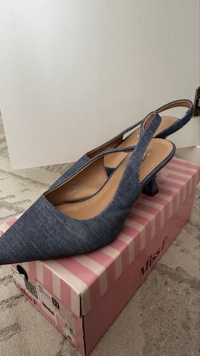 Туфли джинсовые класные за 8000