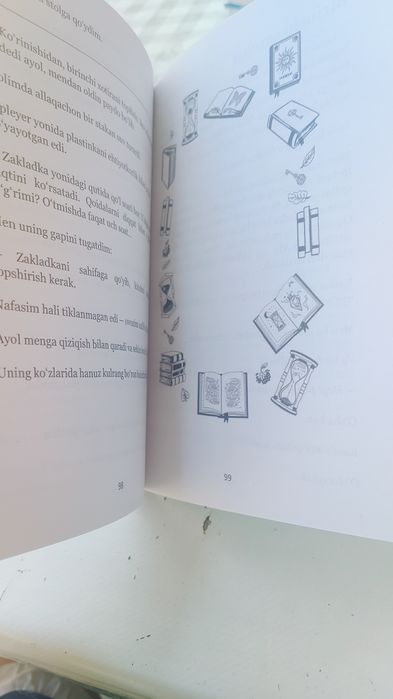 Kitoblar sotiladi