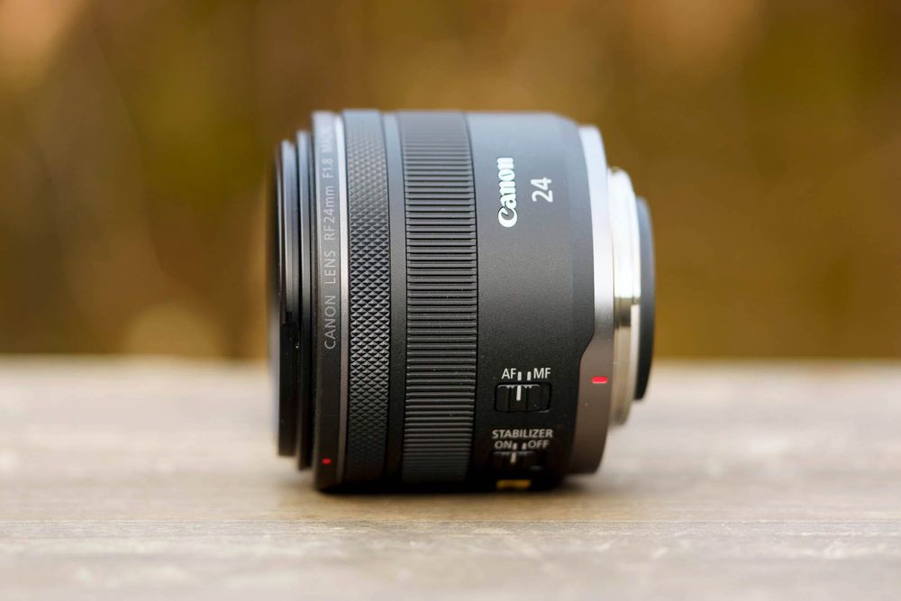 Obiectiv Canon 24mm 1.8 RF IS STM