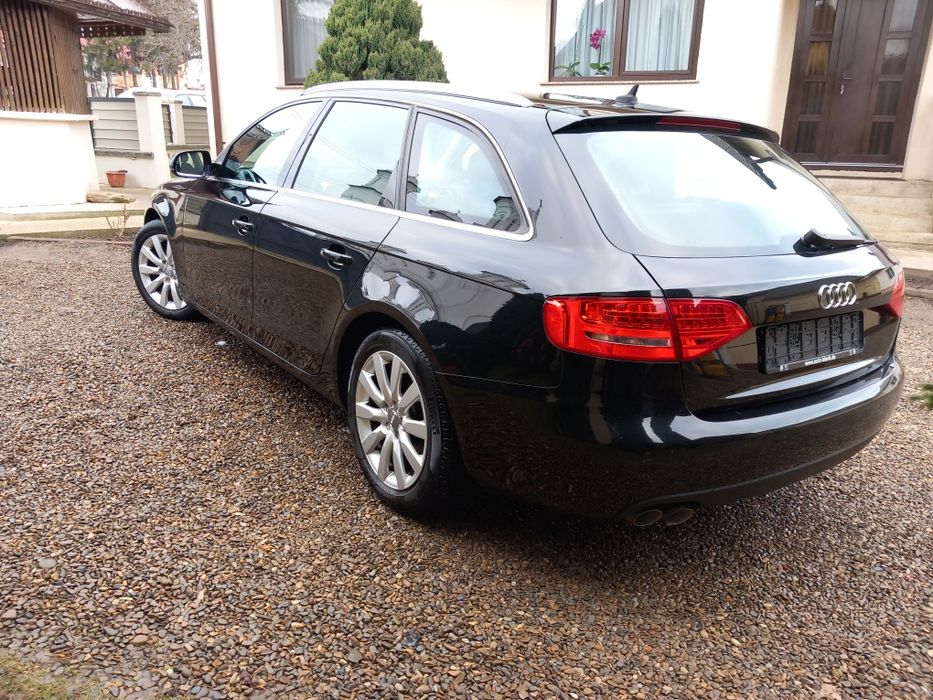 Audi A4 B8 Avant 2011 2.0 TDI
 2.0 TDI - 143 CP - EURO 5