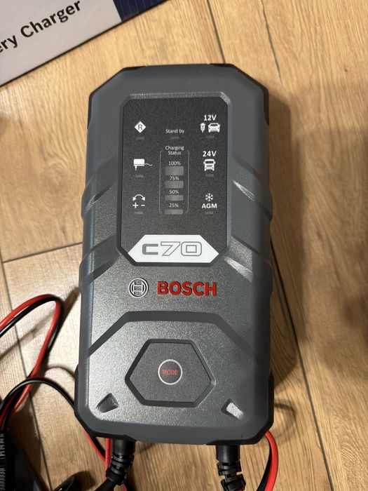 Зарядно за кола BOSCH C70