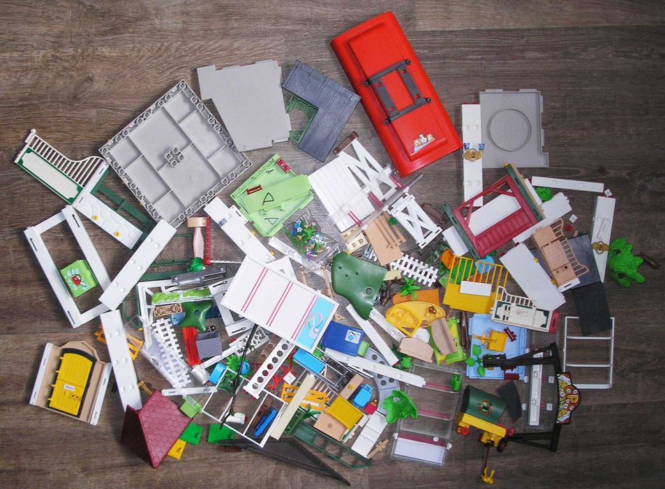 Playmobil 5485 - City Life Shopping mall inc. + lot figurine si piese