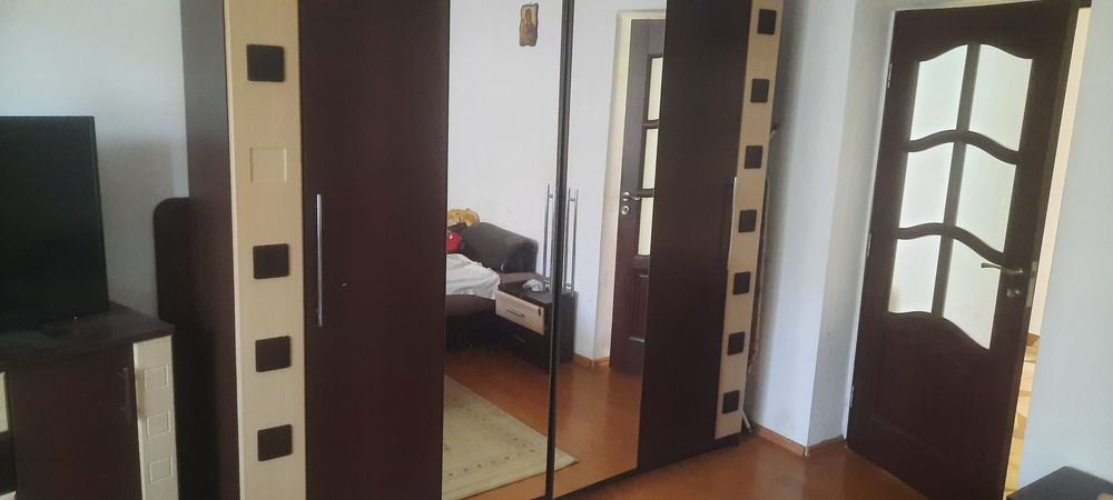 Casă de închiriat!