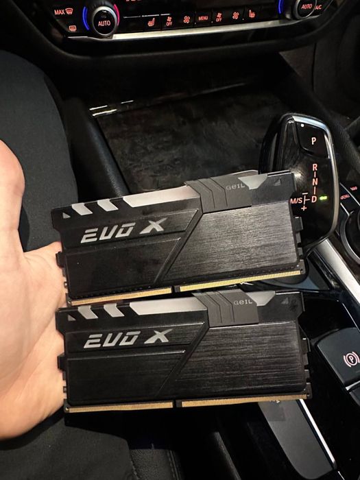 DDR4 GEIL EVO X RGB 2x16 32gb 3600mhz