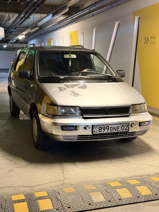 Митсубиси спэйс вагон