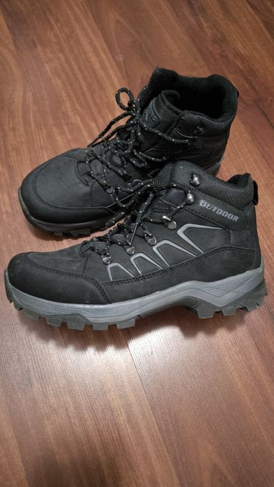 Кроссовки размер 41 .