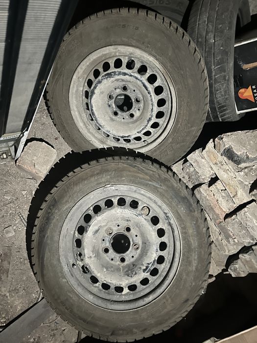 ЗИМНИЕ шины с диском 15 (2)