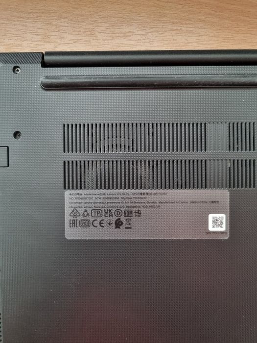 Laptop Lenovo v15- i3 11th gen