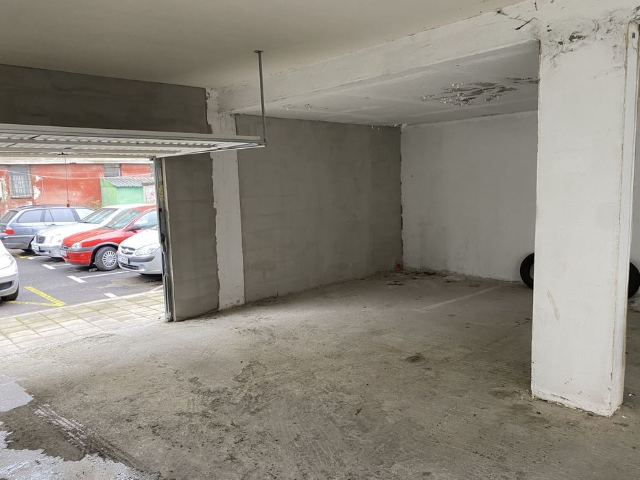 Дава се под наем Гараж / Паркомясто в Бургас, Възраждане - 15 кв.м за 30.6 € - Снимка #3