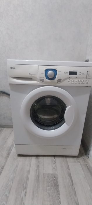 Продам стиральную машину