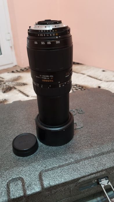 Tamron AF 70-300mm 1:4-5.6.LD Tele-Macro (1:2)