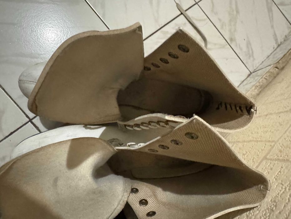 Кънки за лед номер 25