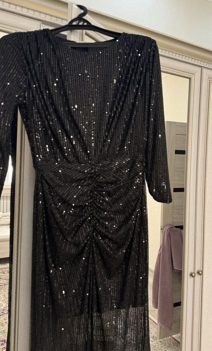 Платье со стразами для  мероприятий