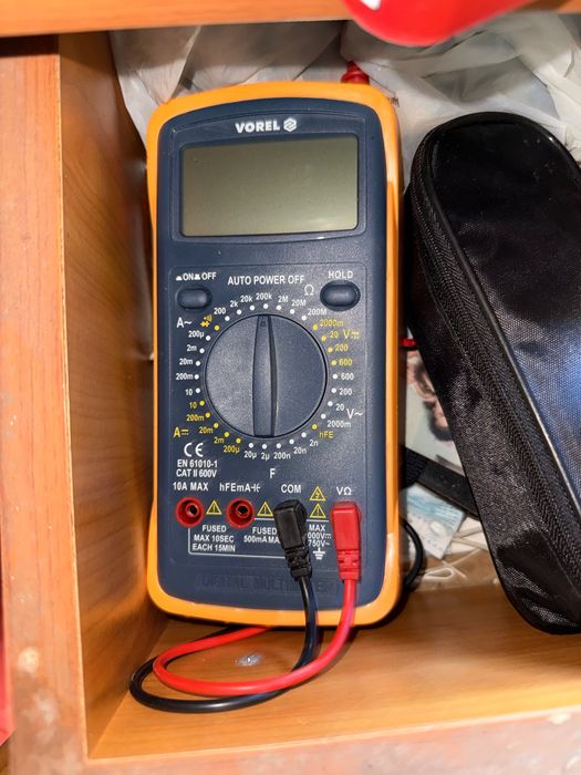 Clește ampermetric UNI-T UT210E True RMS