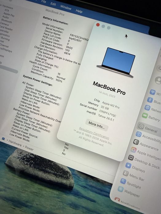  MacBook Pro 14 inch M2 Pro**32 GB**512 SSD**