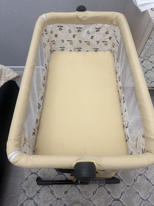 Продам детскую кроватку-манеж